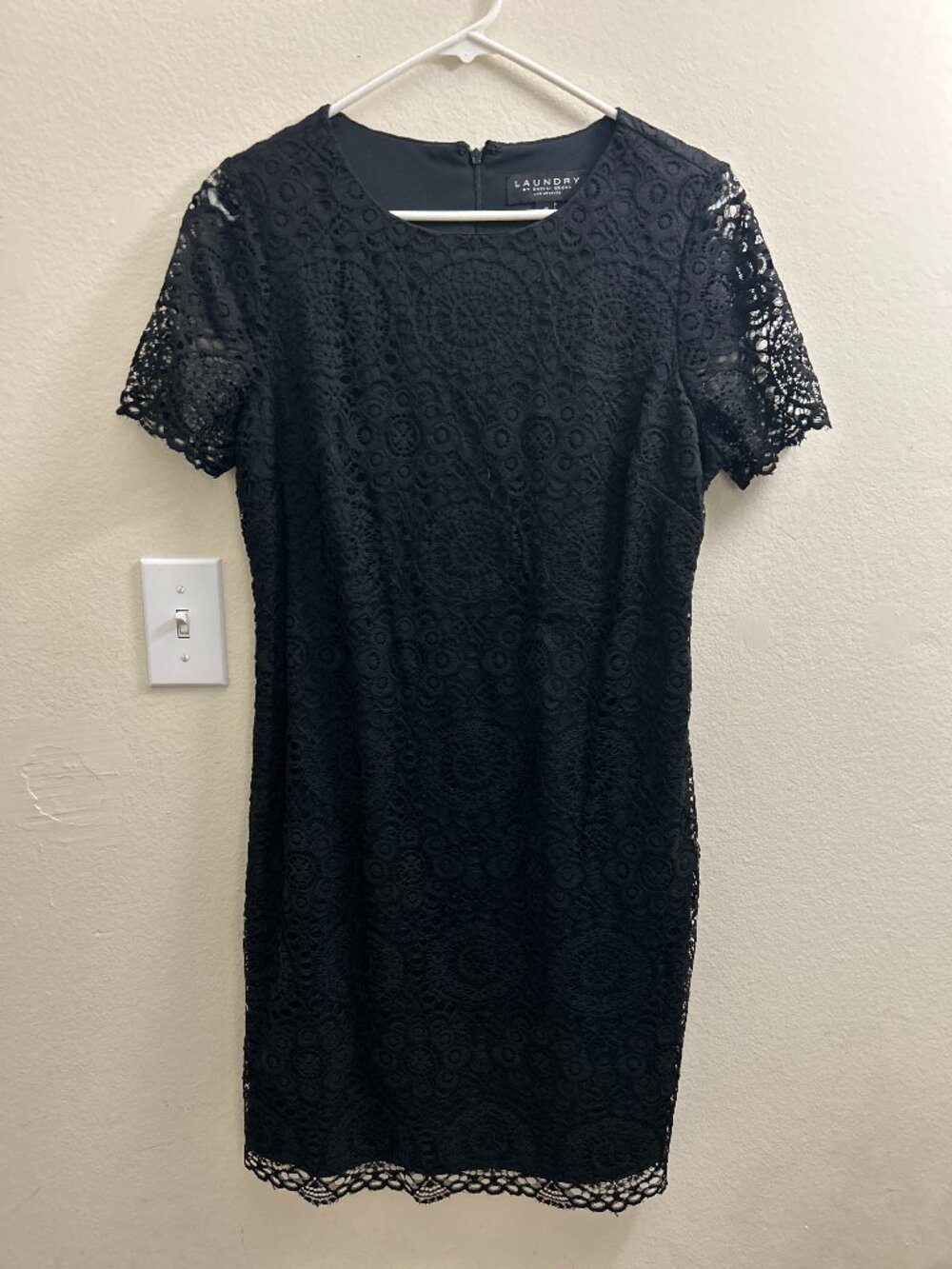Laundry By Shelli Segal Black Guipure Medallion Lace Shift Dress Size 10
